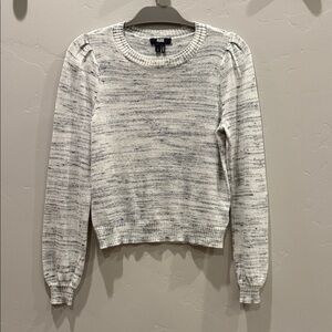 PAIGE Women's Cream and Gray Lightweight Sweater